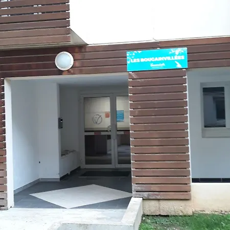 아파트 L'ile D'or 라론드레모레
